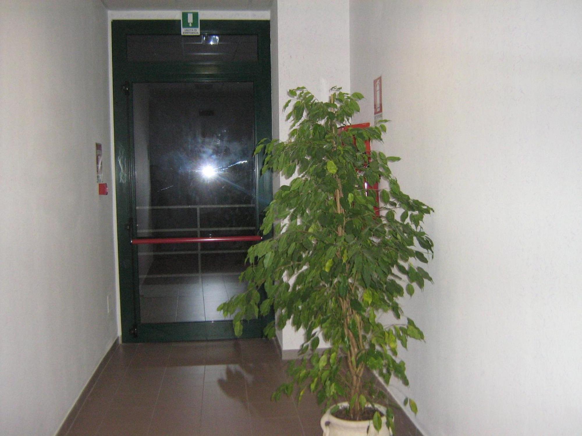 Hostiliae Ciminiera Hotel Ostiglia Bagian luar foto